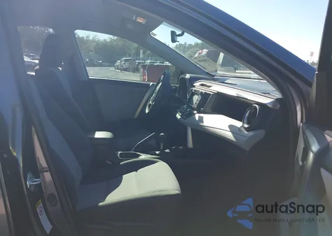 2014 Toyota Rav4 Le z USA, uszkodzony, nr VIN JTMZFREV5EJ017487